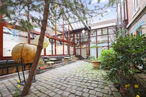 Showroom in Canal Saint Martin - Image 4