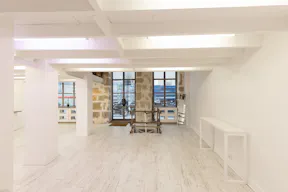 Boutique Space in Châtelet - Image 1
