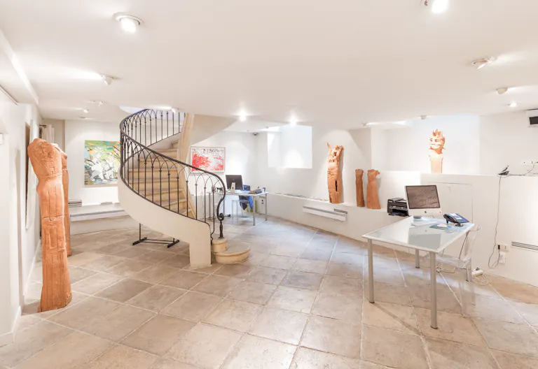 Charming Gallery a few steps from the Champs-Elysées - Image 3