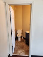 Bates Building, corner of North Main and Park - Image 5