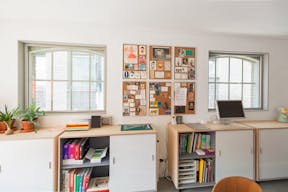 Pop-Up Store Near Hallenkwartier - Image 7