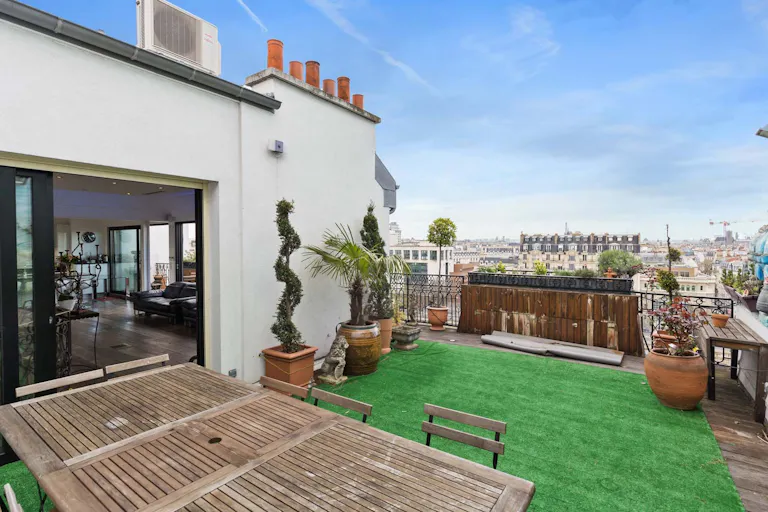 Premium Penthouse in Bastille - Image 3