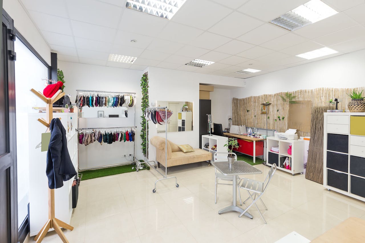 Pop-Up Store in Bastille - Image 1