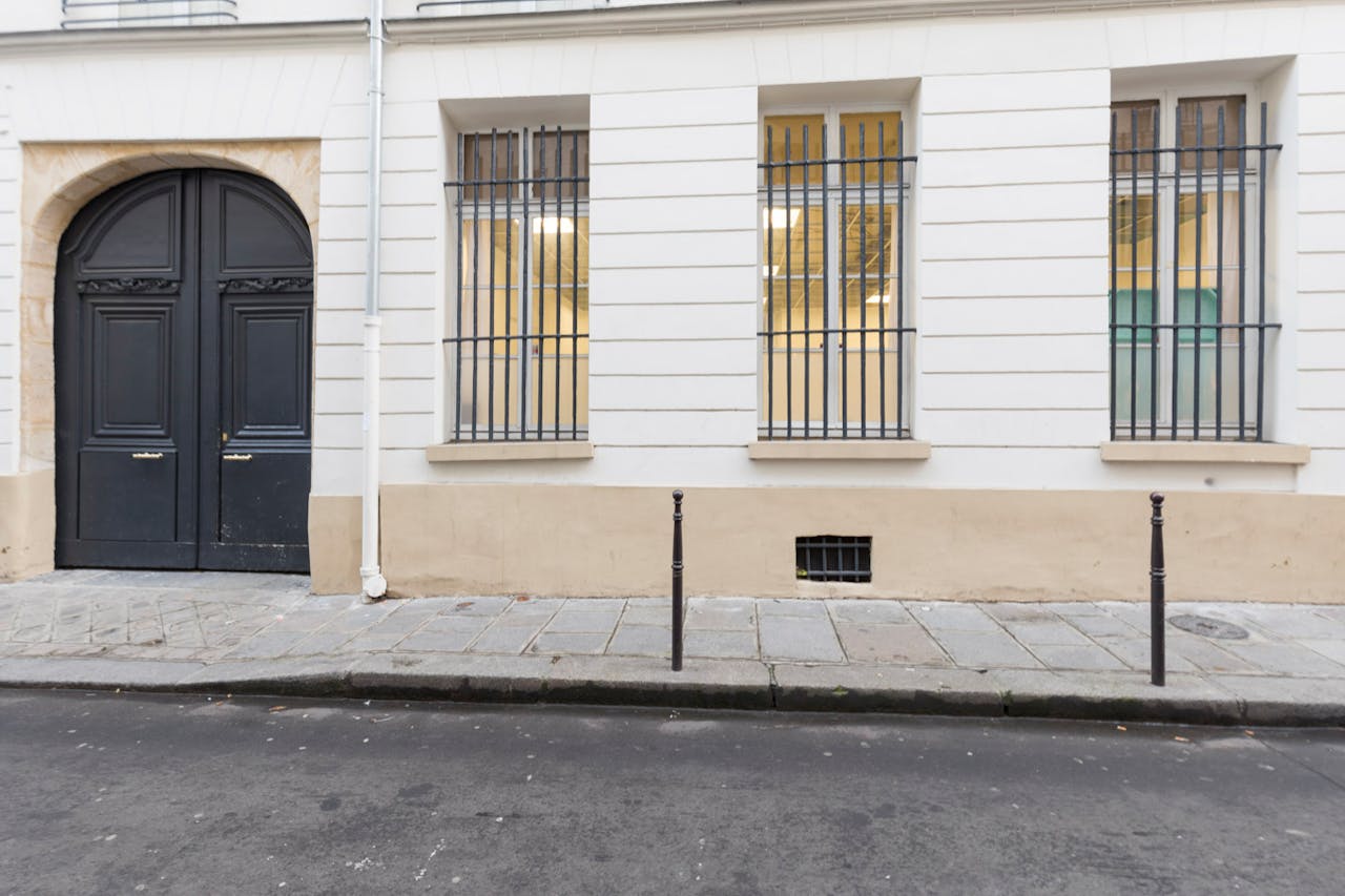 Prime Showroom in Le Marais - Image 2