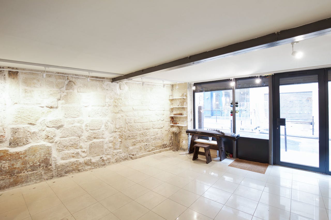 Classic Le Marais Pop-Up Shop - Image 0