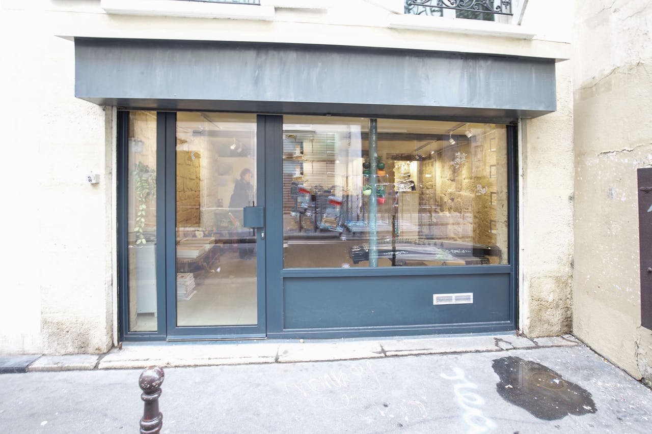Classic Le Marais Pop-Up Shop - Image 2