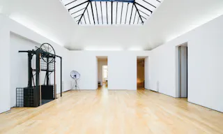 Sublime Le Marais Showroom - Image 0