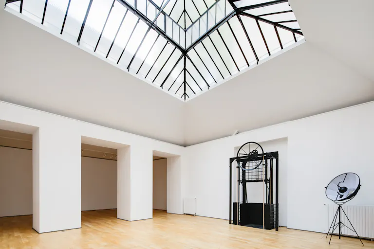 Sublime Le Marais Showroom - Image 1