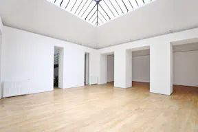 Sublime Le Marais Showroom - Image 4