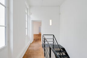 Sublime Le Marais Showroom - Image 13