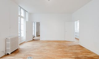 Sublime Le Marais Showroom - Image 14