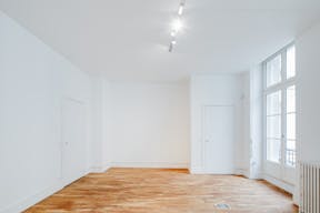 Sublime Le Marais Showroom - Image 15