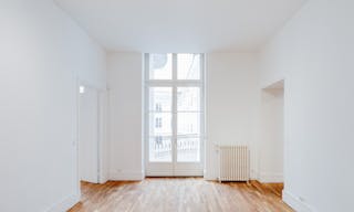 Sublime Le Marais Showroom - Image 16