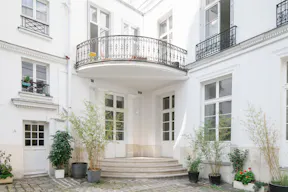 Sublime Le Marais Showroom - Image 22