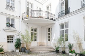 Sublime Le Marais Showroom - Image 22