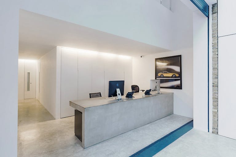 Luxury Studio Space in Chelsea - Image 2