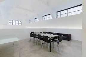 Luxury Studio Space in Chelsea - Image 3