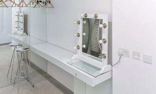 Luxury Studio Space in Chelsea - Image 4