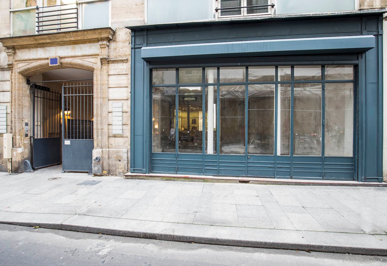 Raw Retail Space in Le Marais - Image 0