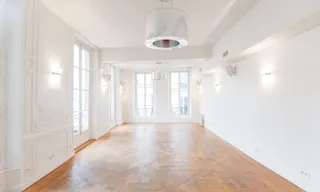 Prime Le Marais Shop and Showroom - Image 1