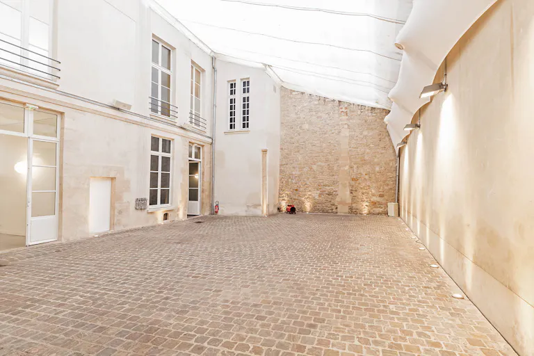 Prime Le Marais Shop and Showroom - Image 2
