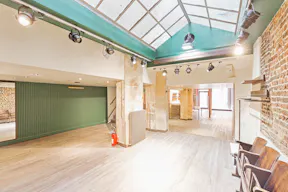 Prime Saint-Germain Retail Space - Image 0
