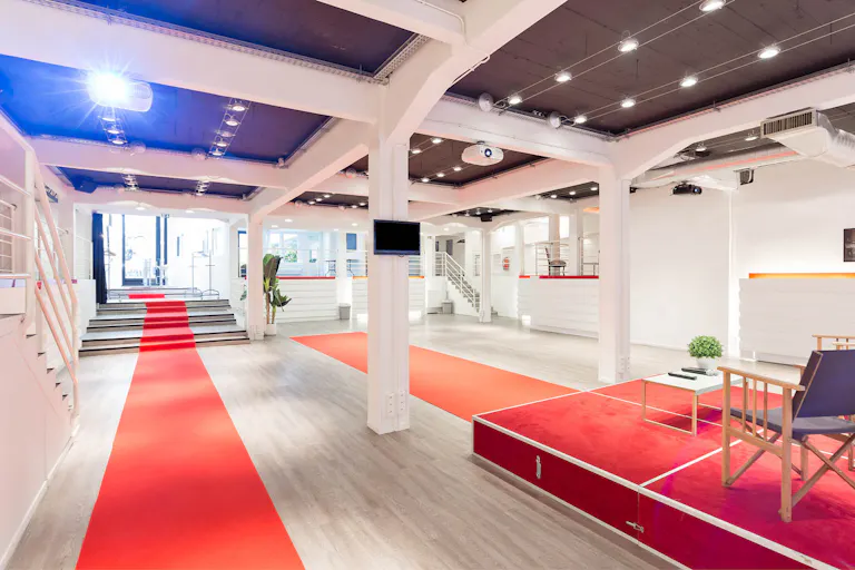 Showroom in Batignolles - Image 0