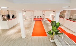 Showroom in Batignolles - Image 4