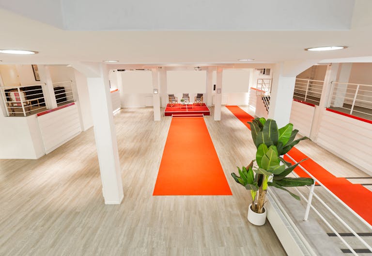 Showroom in Batignolles - Image 4