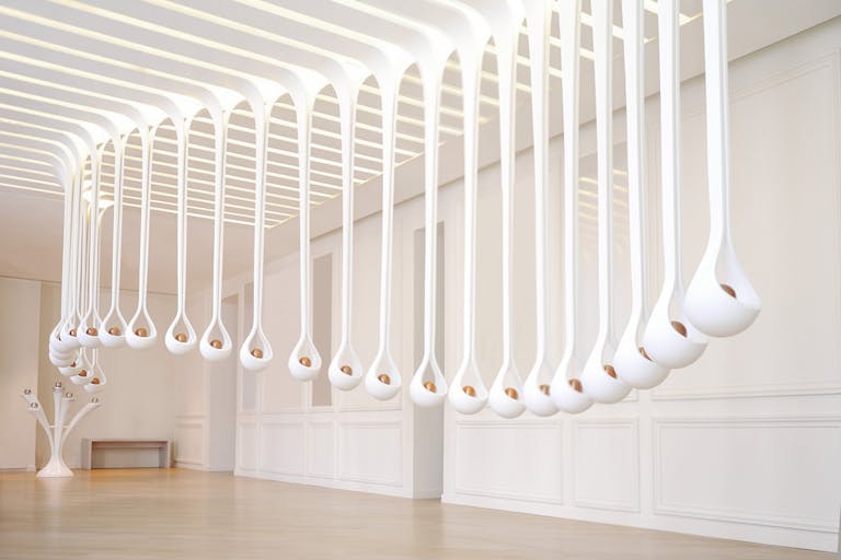 Gorgeous Showroom in Paris 8th - Image 0