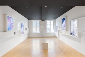 Gorgeous Showroom in Paris 8th - Image 11