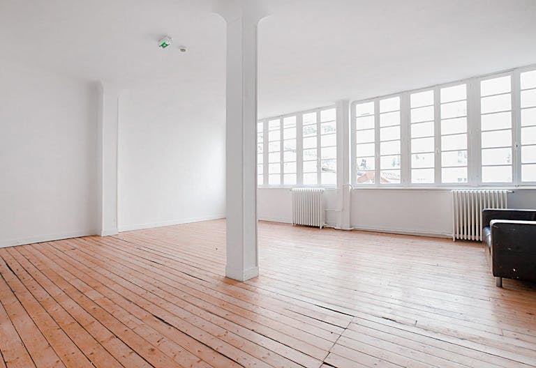 Showroom in Invalides - Image 0