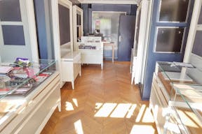 Pop-Up Store in Rueil-Malmaison - Image 1