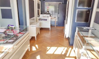 Pop-Up Store in Rueil-Malmaison - Image 1