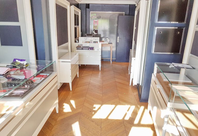 Pop-Up Store in Rueil-Malmaison - Image 1