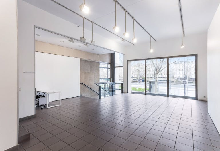 One-of-a-Kind Space in Le Marais - Image 1