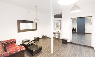 Premium Studio in Sentier - Image 2