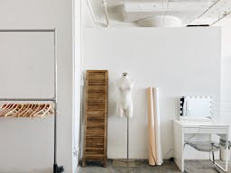 DTLA Studio with Abundant Light and Amazing View - Image 6
