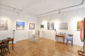 Historic Gallery in Palais Royal - Image 2