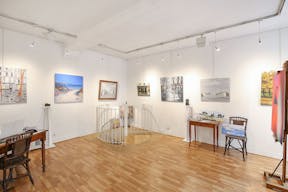 Historic Gallery in Palais Royal - Image 2