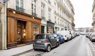 Historic Gallery in Palais Royal - Image 7