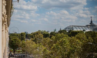 Champs-Elysées Showroom - Image 6