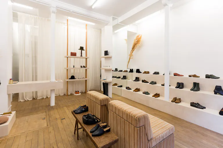 Classic Pop-Up Shop in Le Marais - Image 1