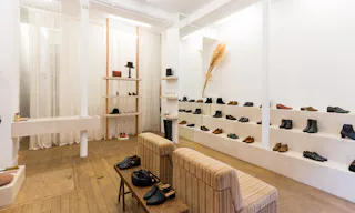 Classic Pop-Up Shop in Le Marais - Image 1
