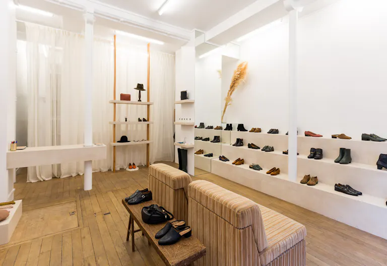 Classic Pop-Up Shop in Le Marais - Image 1