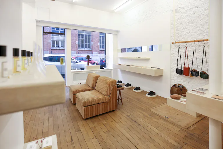 Classic Pop-Up Shop in Le Marais - Image 4