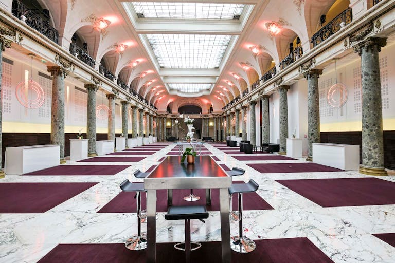 Amazing Place Vendôme Showroom - Image 0