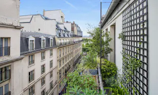 Beautiful Apartment in Paris 1st - Image 4