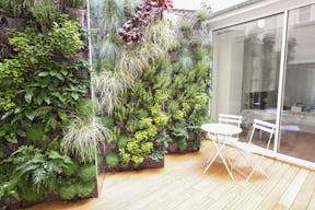 Modern Showroom in Le Marais - Image 2