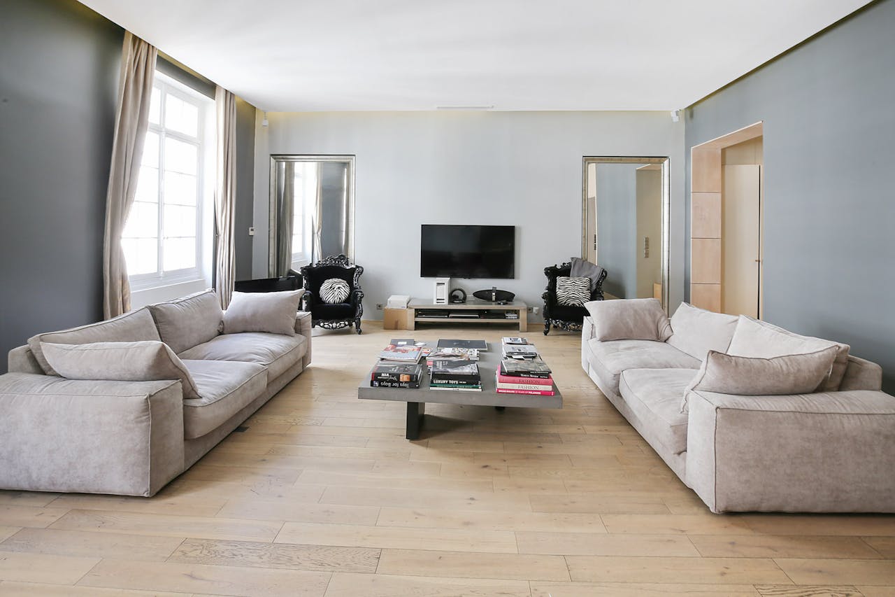 Apartment near Chaillot - Image 2